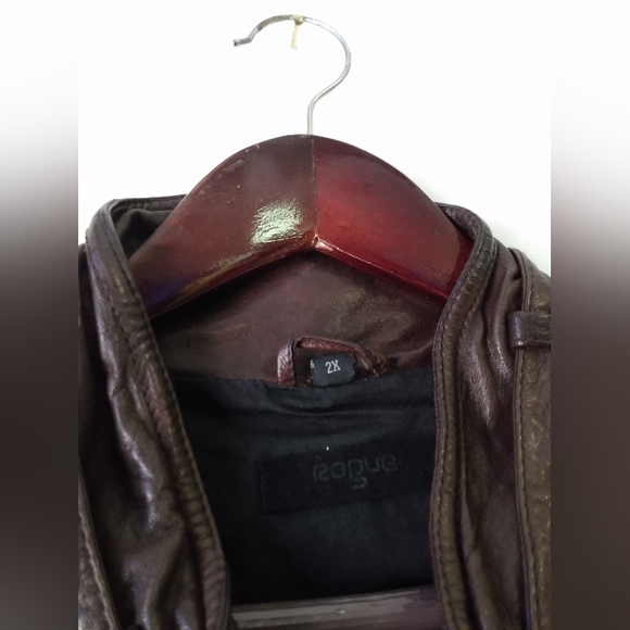 Rogue Jacket - Picture 2 of 4